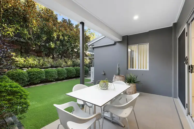 Second view of Homely townhouse listing, 2/276 Pine Mountain Road, Carina Heights QLD 4152