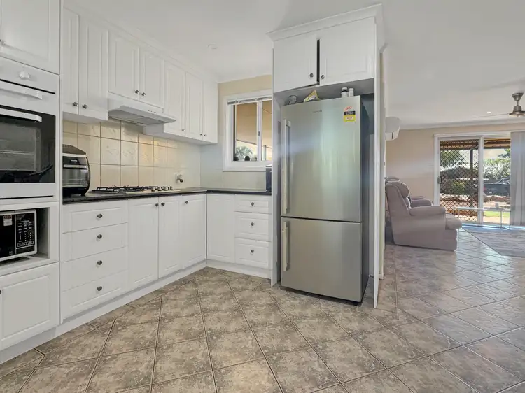 16 Mirfin Way, Pegs Creek WA 6714
