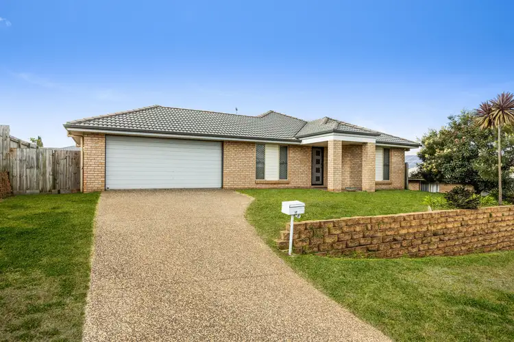 17 Sweeney Street, Kearneys Spring QLD 4350