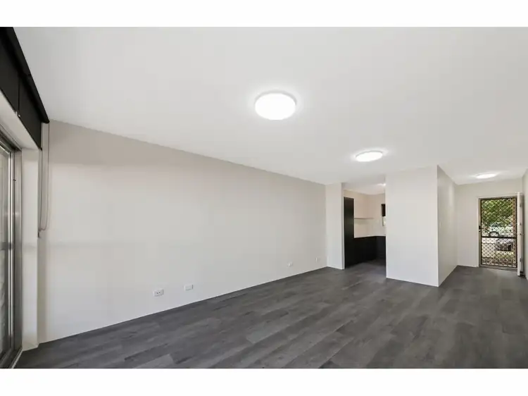 Second view of Homely unit listing, 1/19 Junction Tce, Annerley QLD 4103