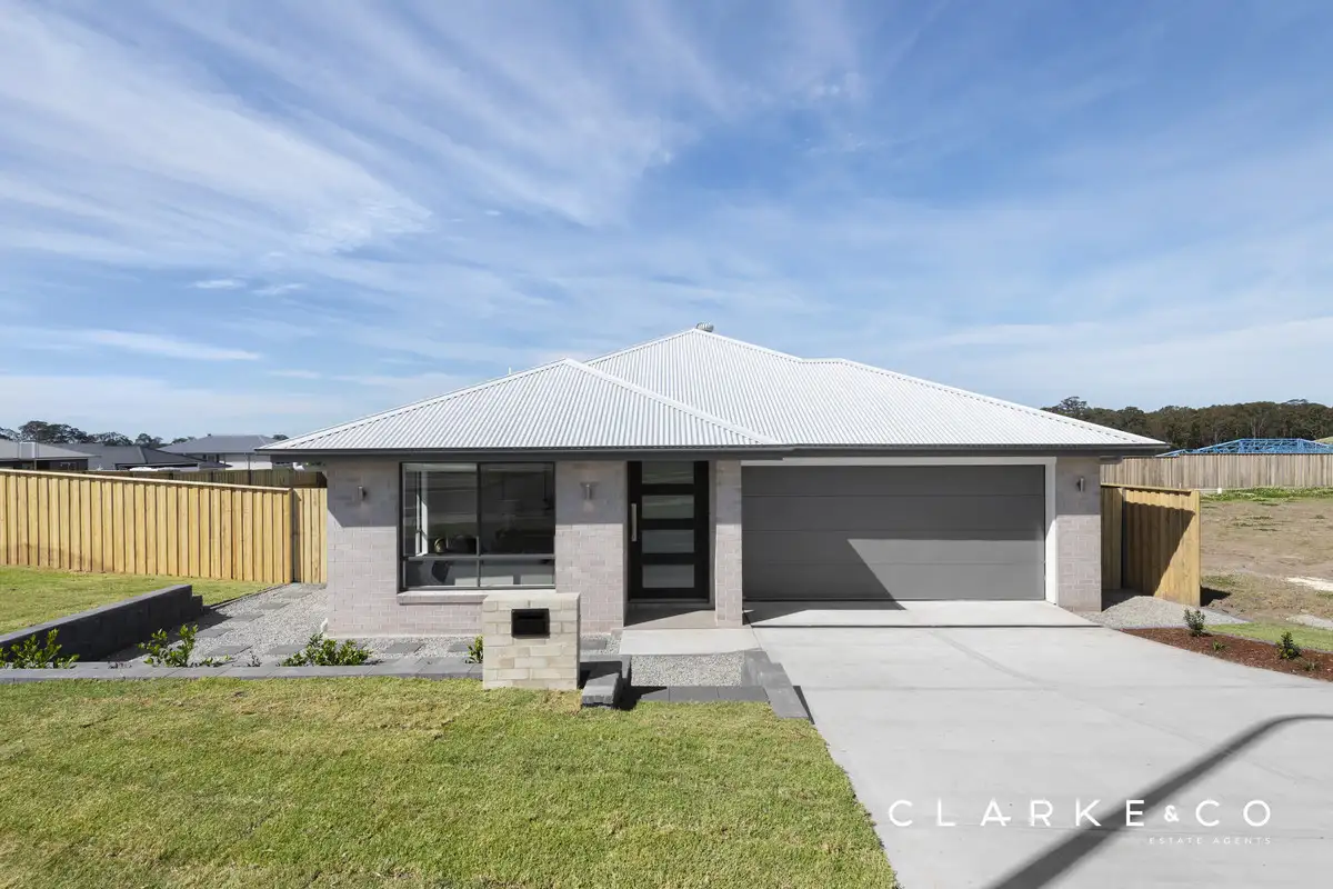 Main view of Homely house listing, 182 Settlers Boulevard, Chisholm NSW 2322
