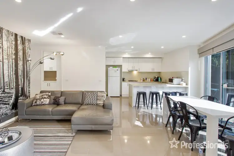 Third view of Homely townhouse listing, 2/70 Travers Street, Wagga Wagga NSW 2650