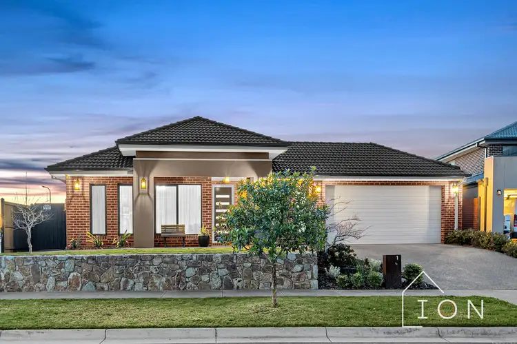 1 Reflections Boulevard, Clyde North VIC 3978