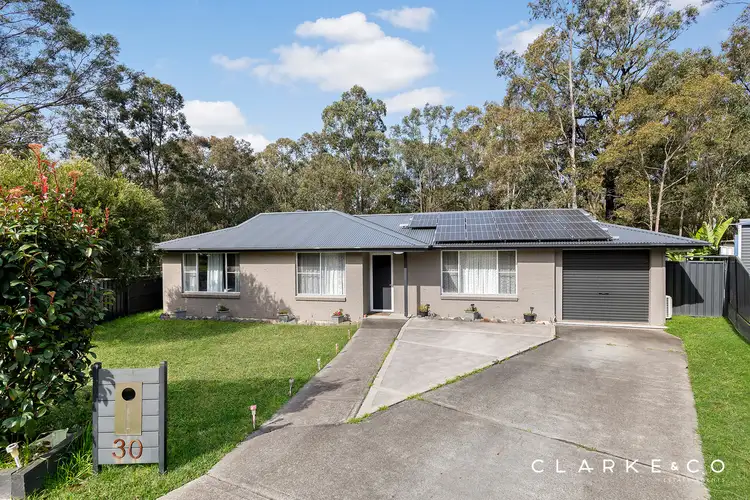 30 Cedar Close, Metford NSW 2323