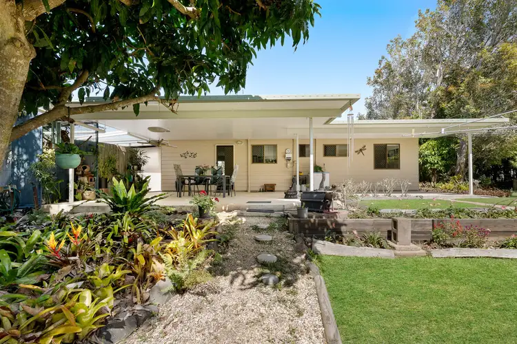 93 Seaview Drive, Booral QLD 4655
