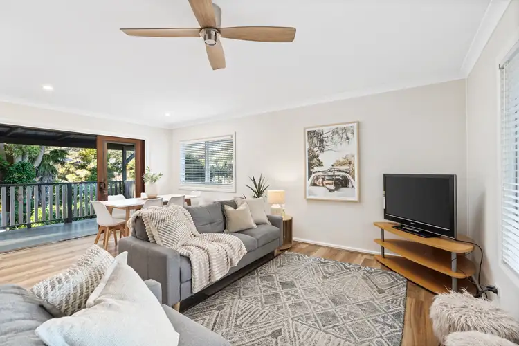 Third view of Homely house listing, 9 Crawford Crescent, Wyoming NSW 2250
