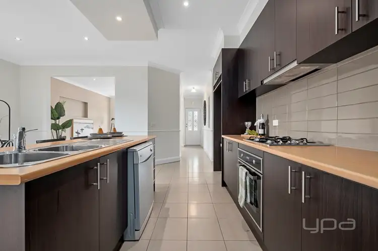 Fifth view of Homely house listing, 1/1 Willow Court, Harkness VIC 3337