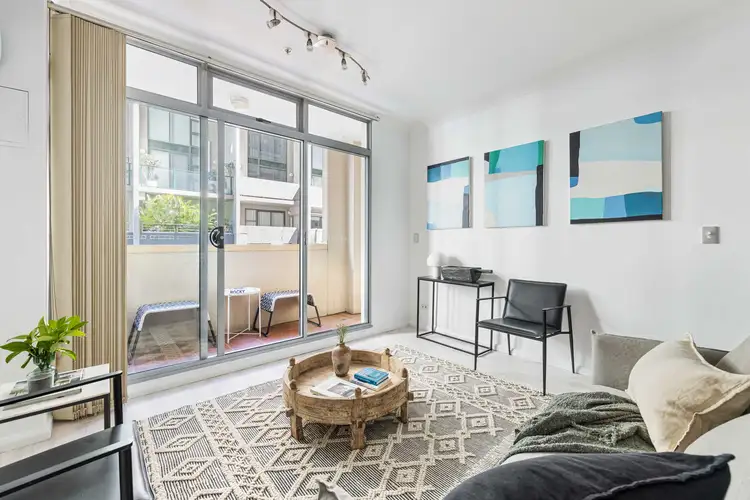 Main view of Homely apartment listing, 25/6-18 Poplar Street, Surry Hills NSW 2010