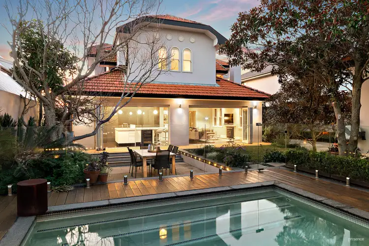 19 Wrightson Avenue, Bar Beach NSW 2300