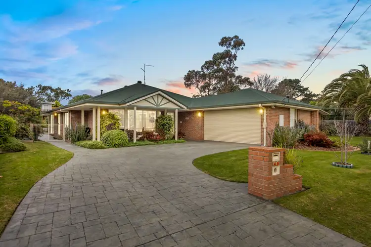 40 Brian Street, Safety Beach VIC 3936