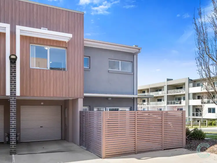 41 Philip Hodgins Street