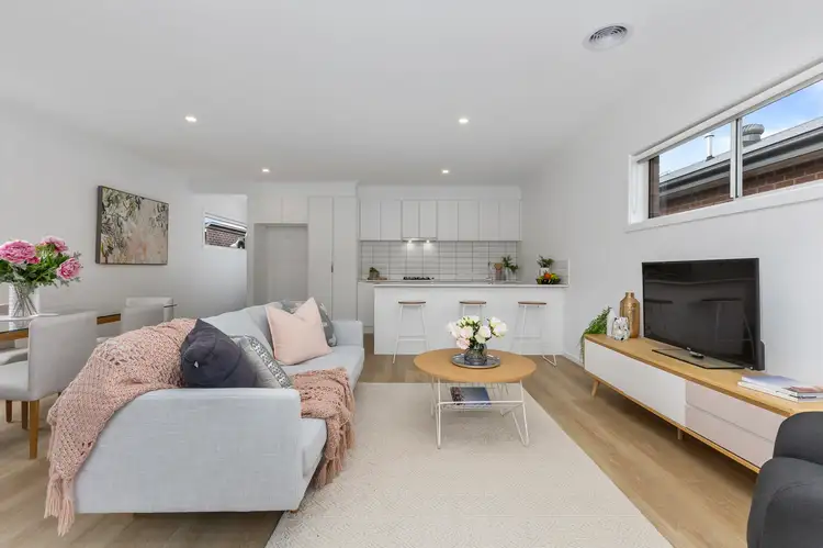 9/316 Smythes Road, Delacombe VIC 3356