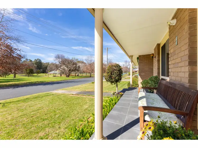 44 Michelle Avenue, Lavington NSW 2641