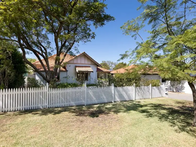 52 Bruce Street, Nedlands WA 6009