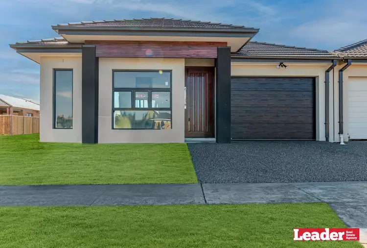 11 Droxford Street, Donnybrook VIC 3064
