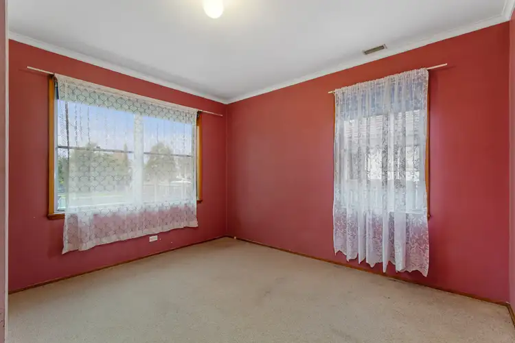 Fifth view of Homely house listing, 16 Overend Crescent, Sale VIC 3850