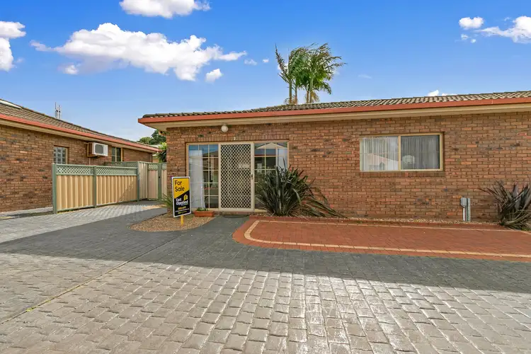 Main view of Homely unit listing, 2/1 Jemmeson Street, Lakes Entrance VIC 3909