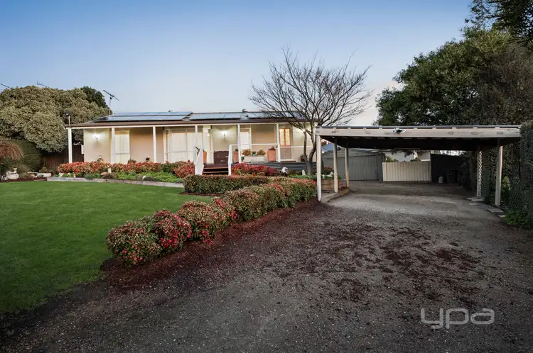1 Dry Creek Crescent, Wandong VIC 3758