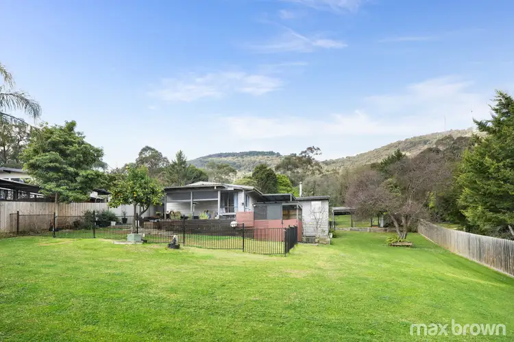 64 Gordon Avenue, Montrose VIC 3765