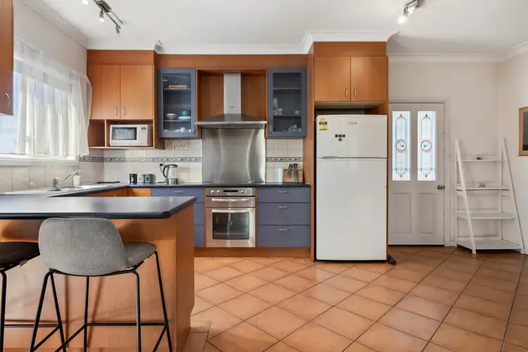 2 Attunga Place