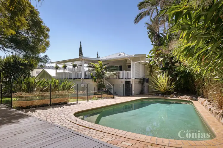 32 Yardley Avenue, Ashgrove QLD 4060