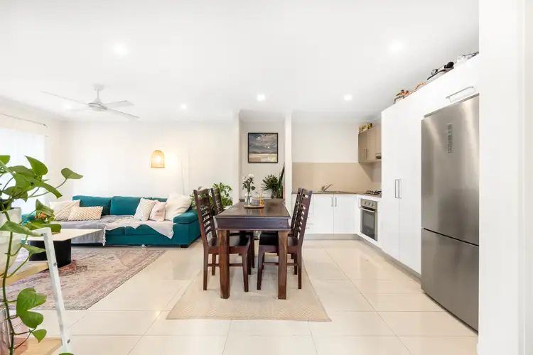 2 Jacana Avenue
