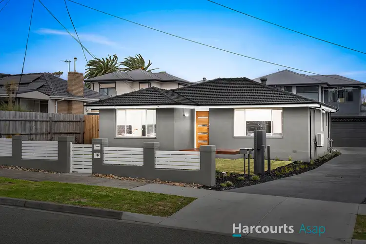 Main view of Homely unit listing, 1/39 Rebecca Street, Doveton VIC 3177