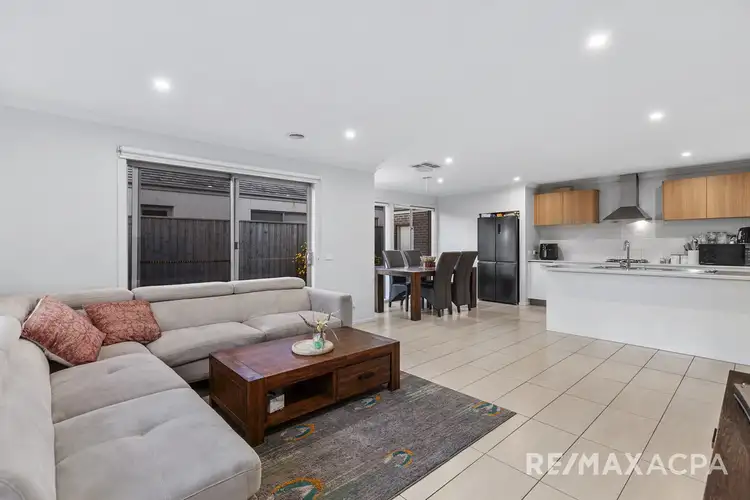 Second view of Homely house listing, 11 Werribee Crescent, Wollert VIC 3750