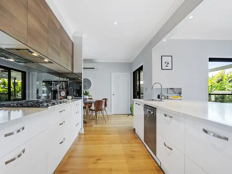Fifth view of Homely house listing, 7 Caldicot Place, Carindale QLD 4152