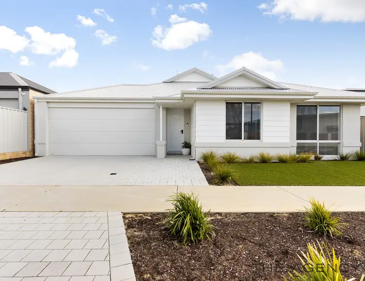 3 Siena Approach, Piara Waters WA 6112