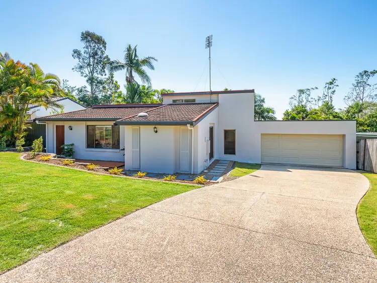 5 Bathurst Court, Helensvale QLD 4212