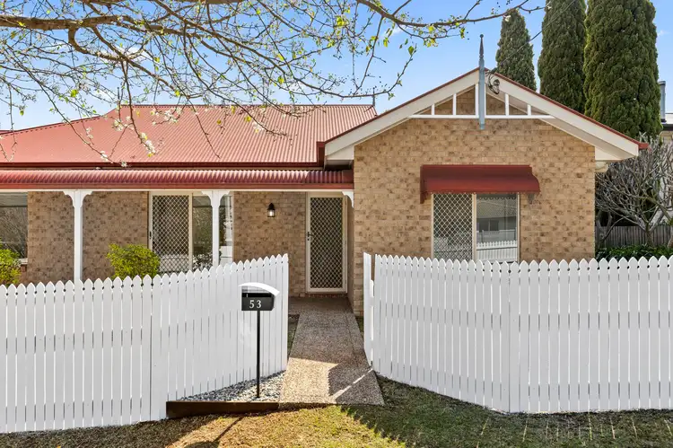 53 Dunmore Street