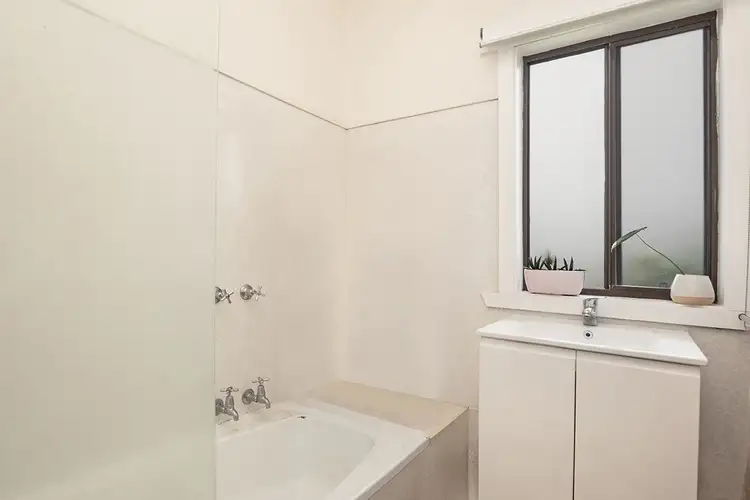 Sixth view of Homely house listing, 2 Russell Avenue, Warrnambool VIC 3280