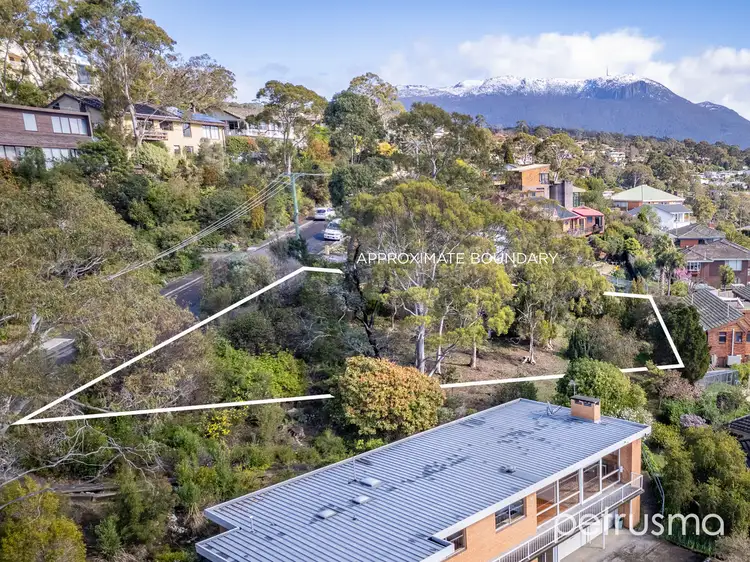 2 Acushla Court, Sandy Bay TAS 7005