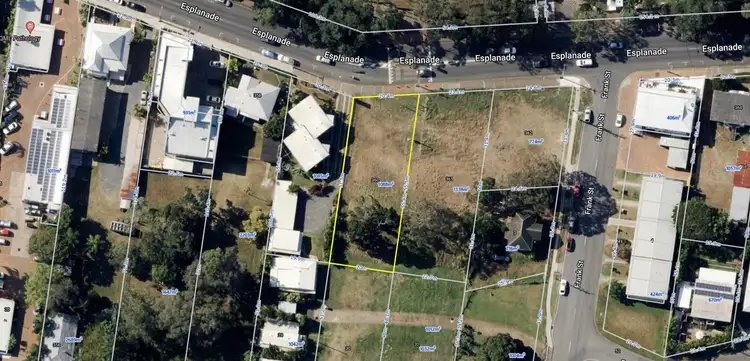 360 Esplanade, Scarness QLD 4655