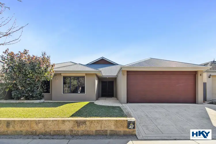 Main view of Homely house listing, 37 Edgecombe Pass, Aveley WA 6069