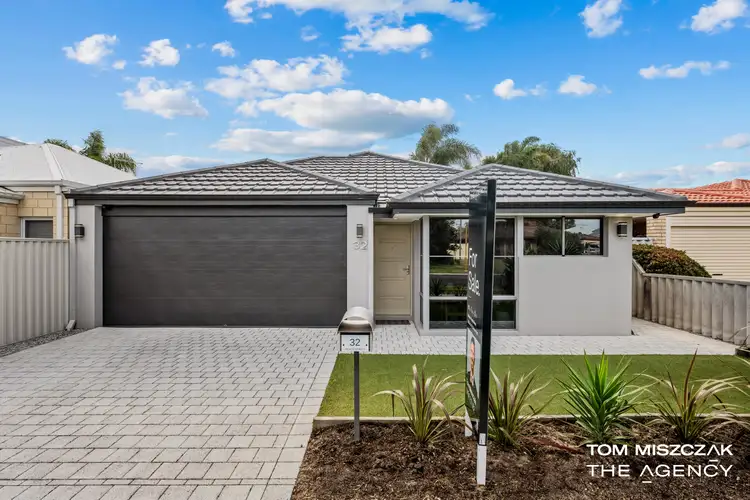 32 Renou Street, Queens Park WA 6107