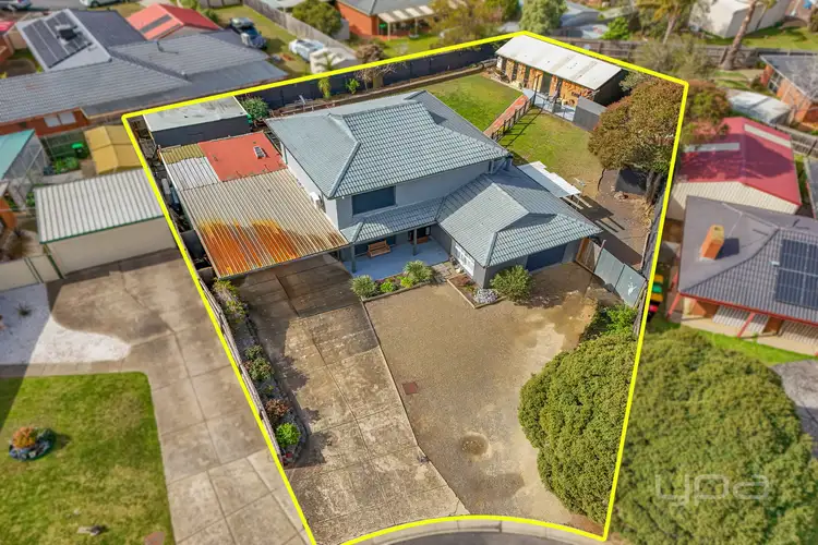Third view of Homely house listing, 6 Heatherglade Place, Melton West VIC 3337
