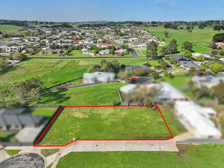 12 Adore Court, Elliminyt VIC 3250