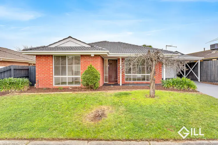 11 Michelle Drive, Berwick VIC 3806
