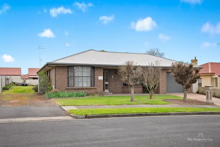 Fifth view of Homely house listing, 1 Lindsay Street, Mount Gambier SA 5290