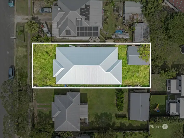 137 Burn Street, Camp Hill QLD 4152