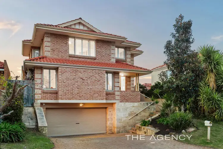 11 Arenga Court, Mount Claremont WA 6010