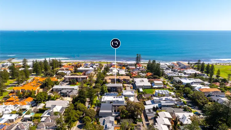 4/14 Rosendo Street, Cottesloe WA 6011