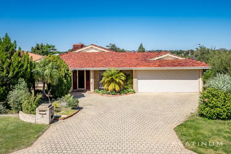 2 Whim Court, Kinross WA 6028