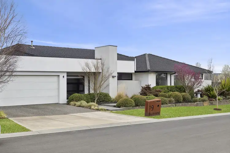 19 Buckland Boulevard, Gisborne VIC 3437