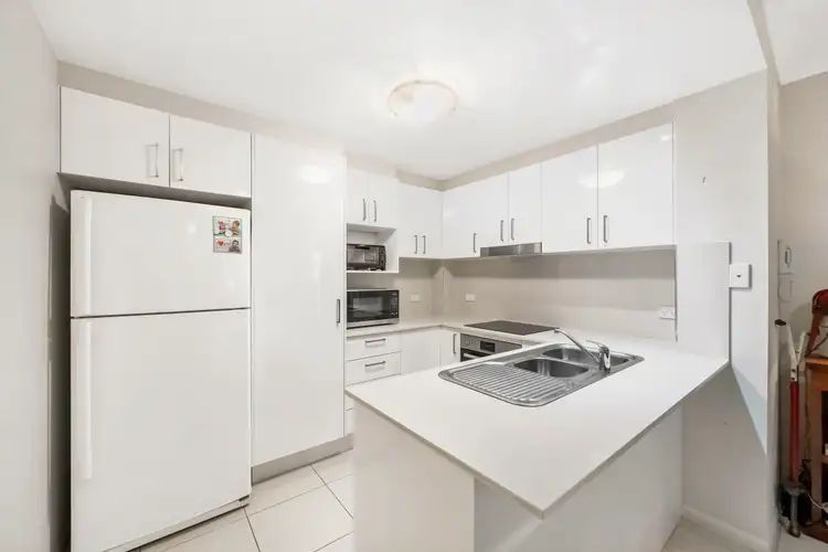 Fourth view of Homely unit listing, 1/152 Mein Street, Scarborough QLD 4020