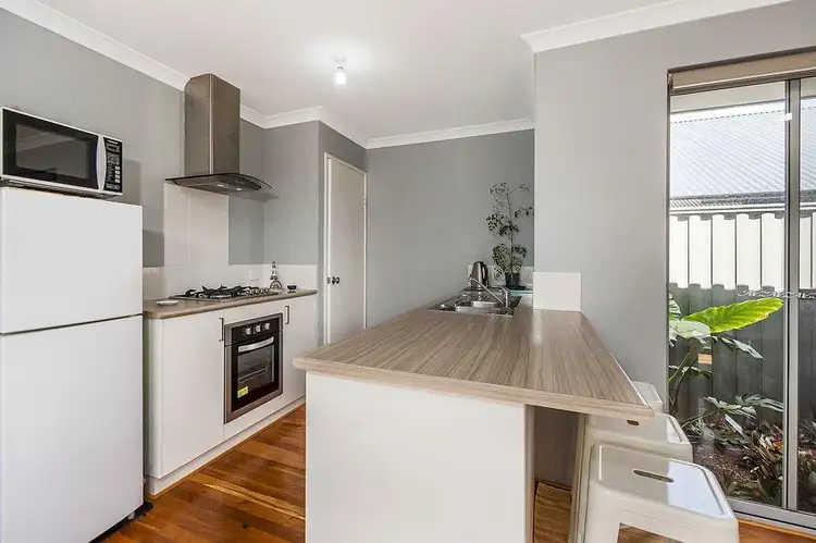 Fifth view of Homely house listing, 14 Worcester Bend, Piara Waters WA 6112