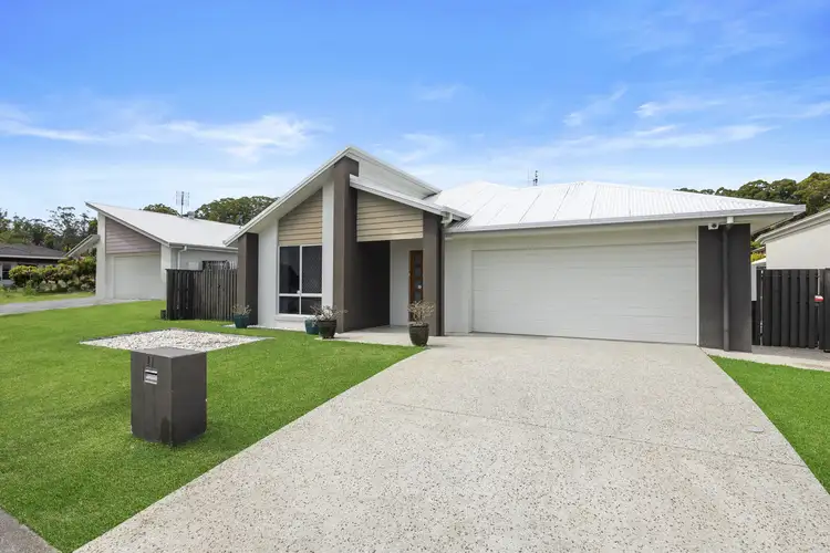 11 Forest Pines Boulevard