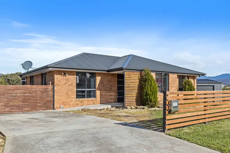 13 Barrob Street, Old Beach TAS 7017